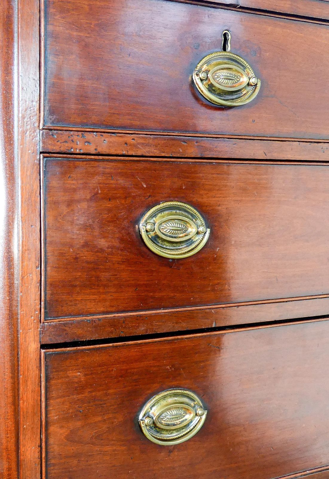 English Chest Of Drawers, Georgian Period, With Eight Drawers. England, Late 1700s photo 2776.0