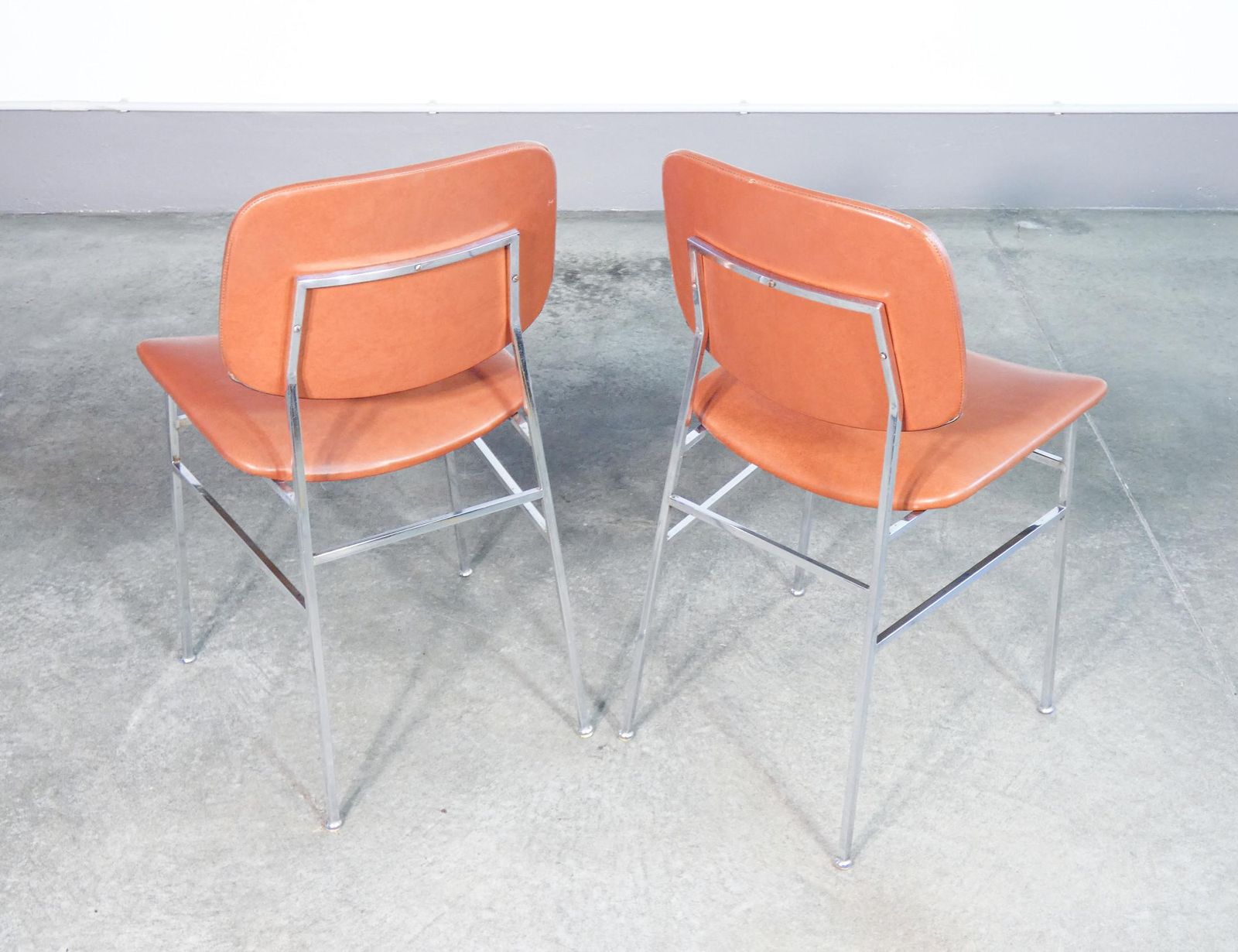 Set Of Six Italian Design Chairs From The 1960s, Made Of Chrome Metal And Skai photo vinterior