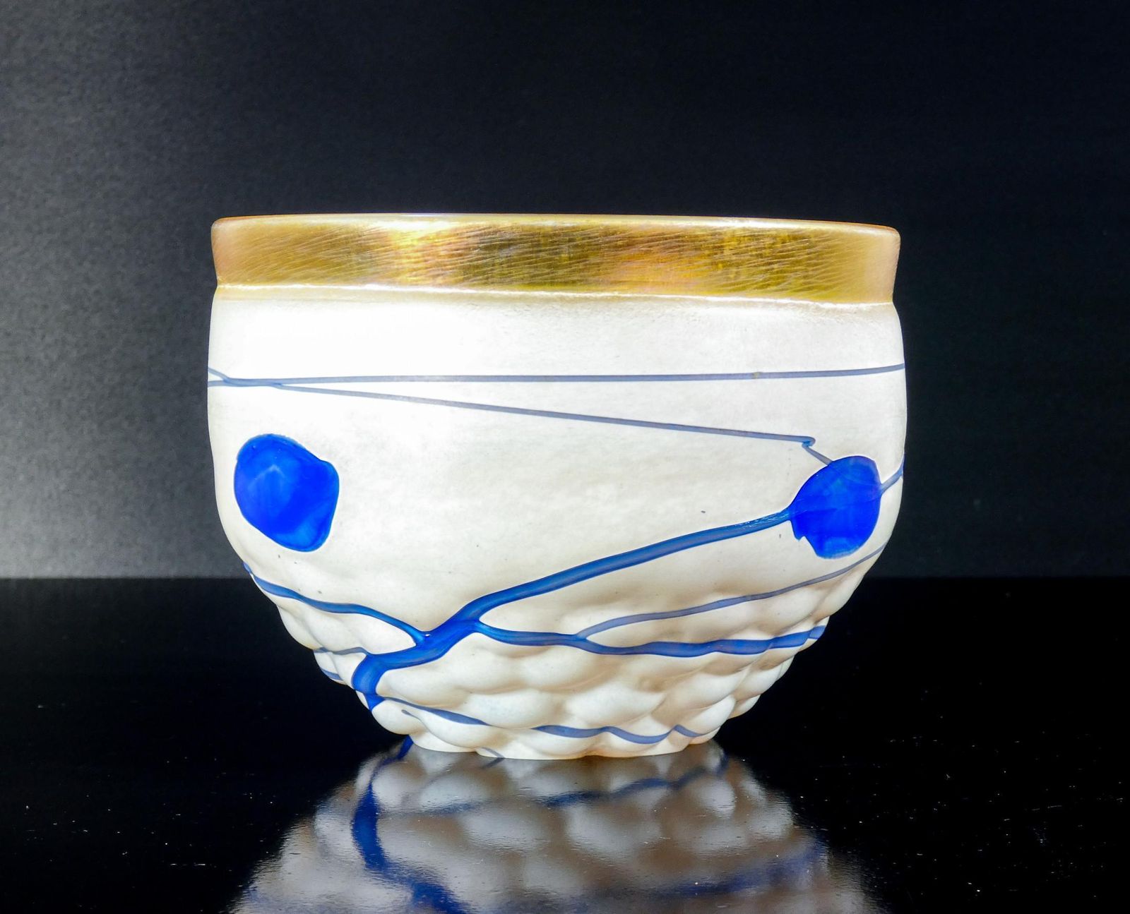 Blown Glass Vase Design Bertil Vallien For Kosta Boda. Anni 80 photo Home Decor