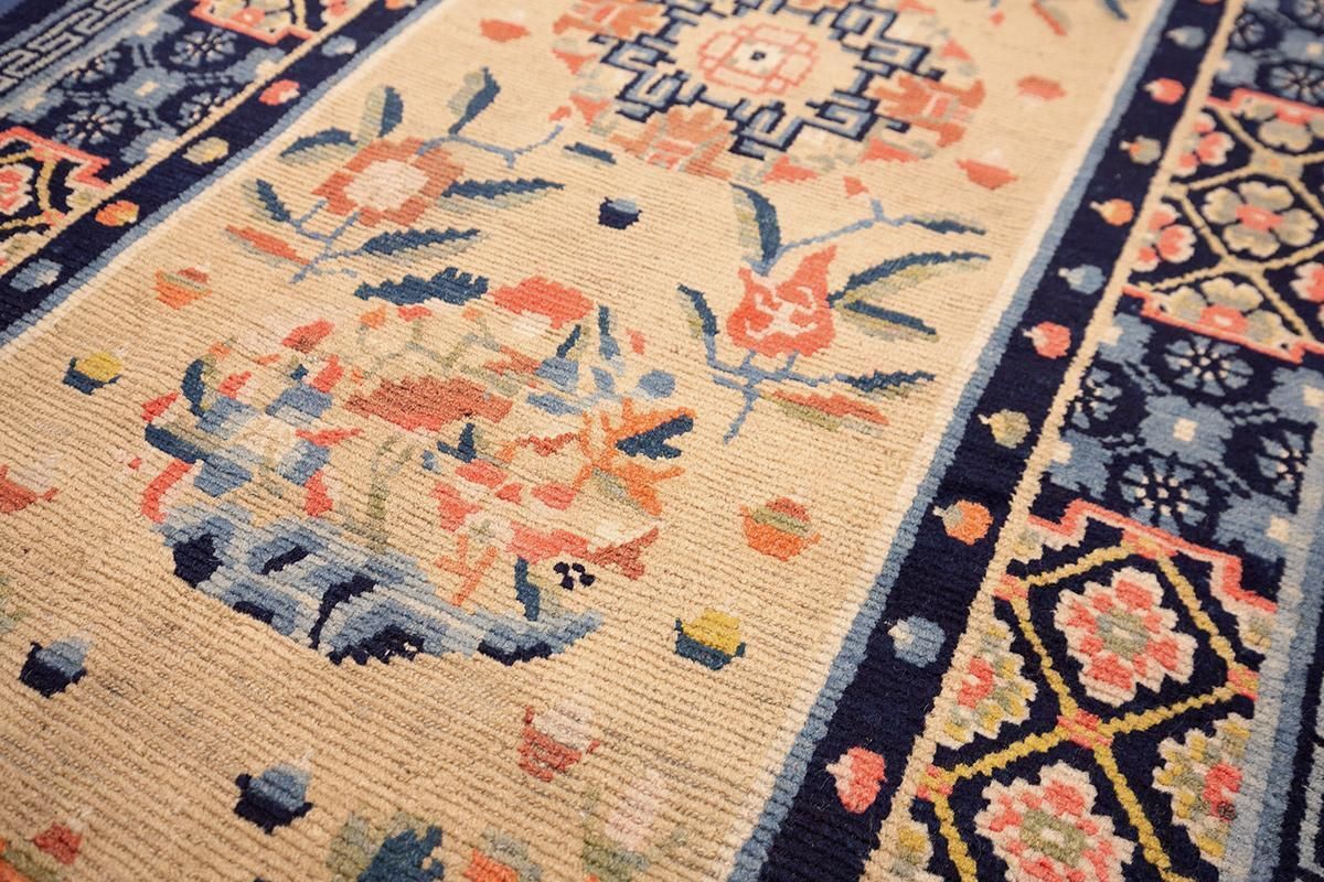 Tibetan Rug Antique photo vinterior