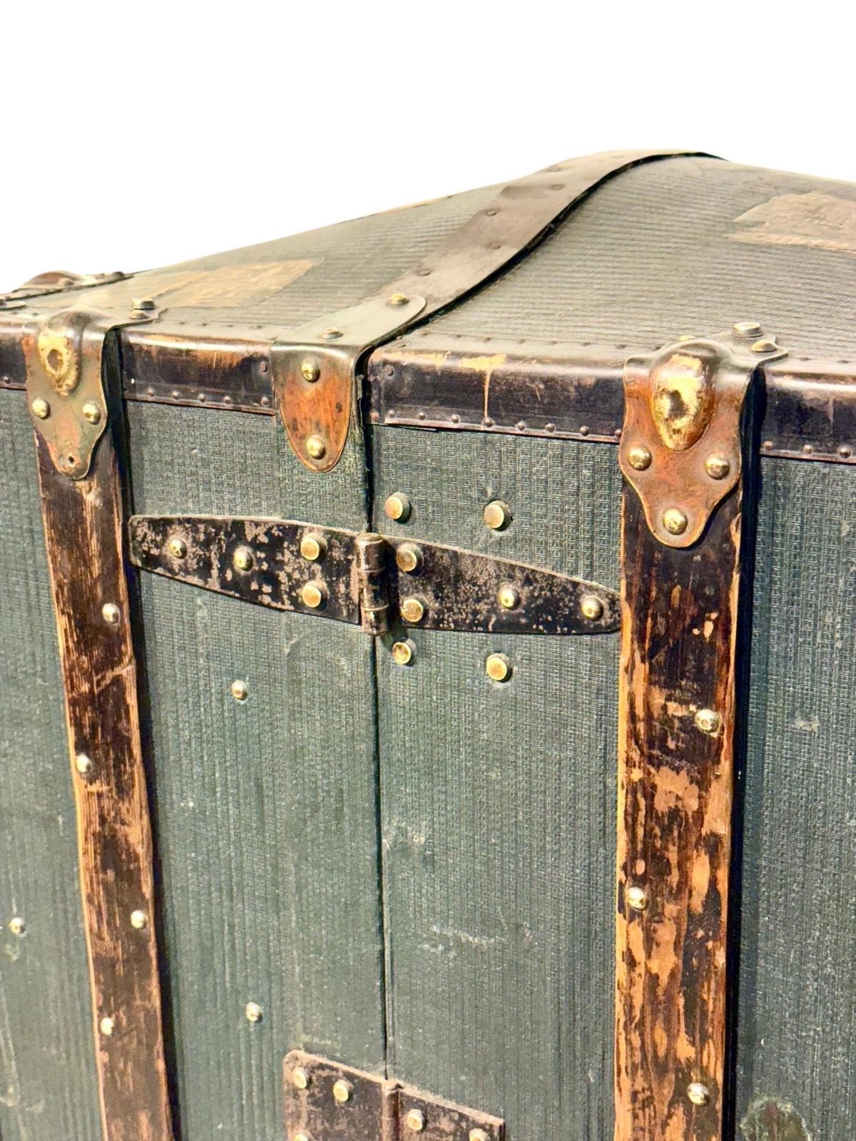 19th Century French Travelling Trunk With Drawers And Hangers photo for sale