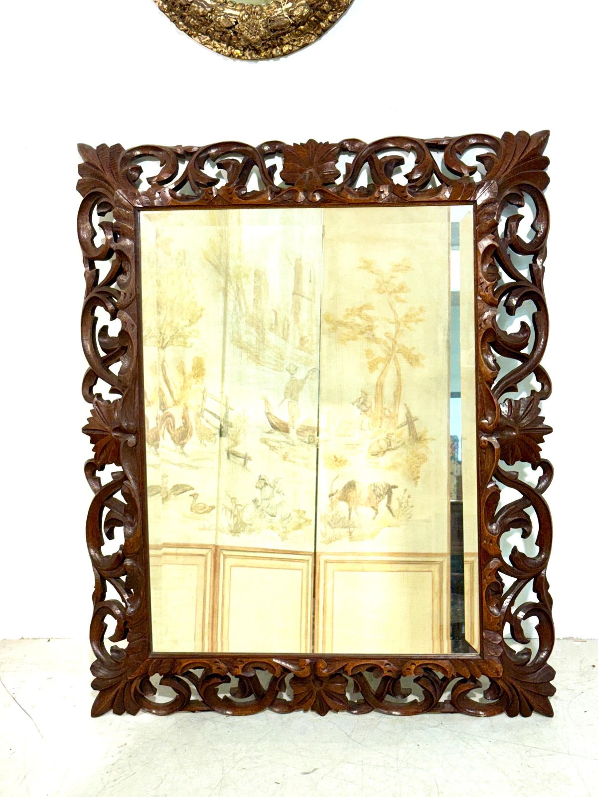 photo vintage 19th Century French Hand Carved Oak Beveled Mirror