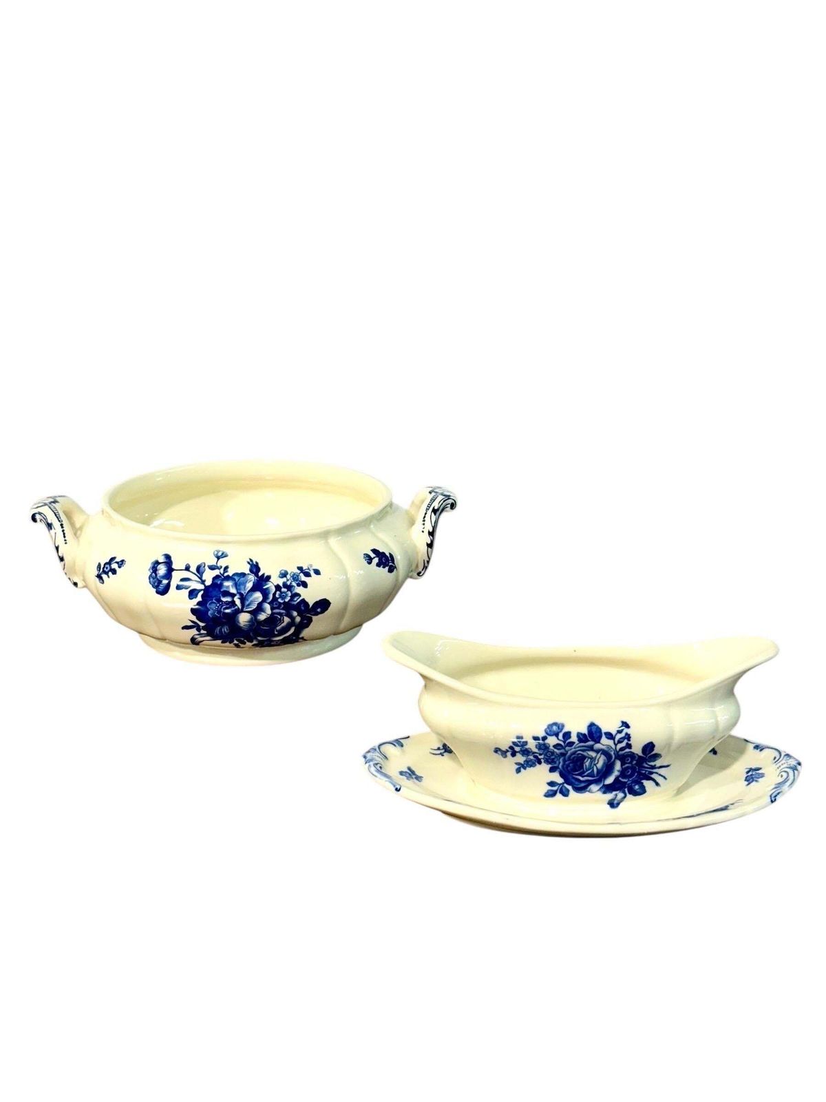 Villeroy & Boch Blue And White Faience Dinnerware Service, 29 Pieces photo for sale