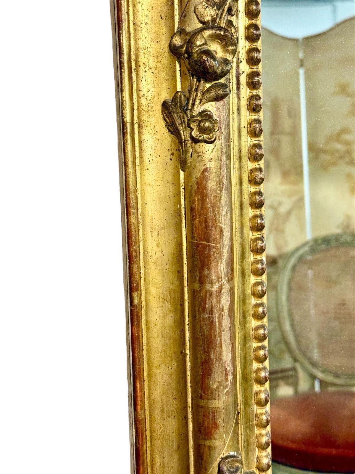 photo buy 19th Century Large Giltwood Mirror With Ornate Crest