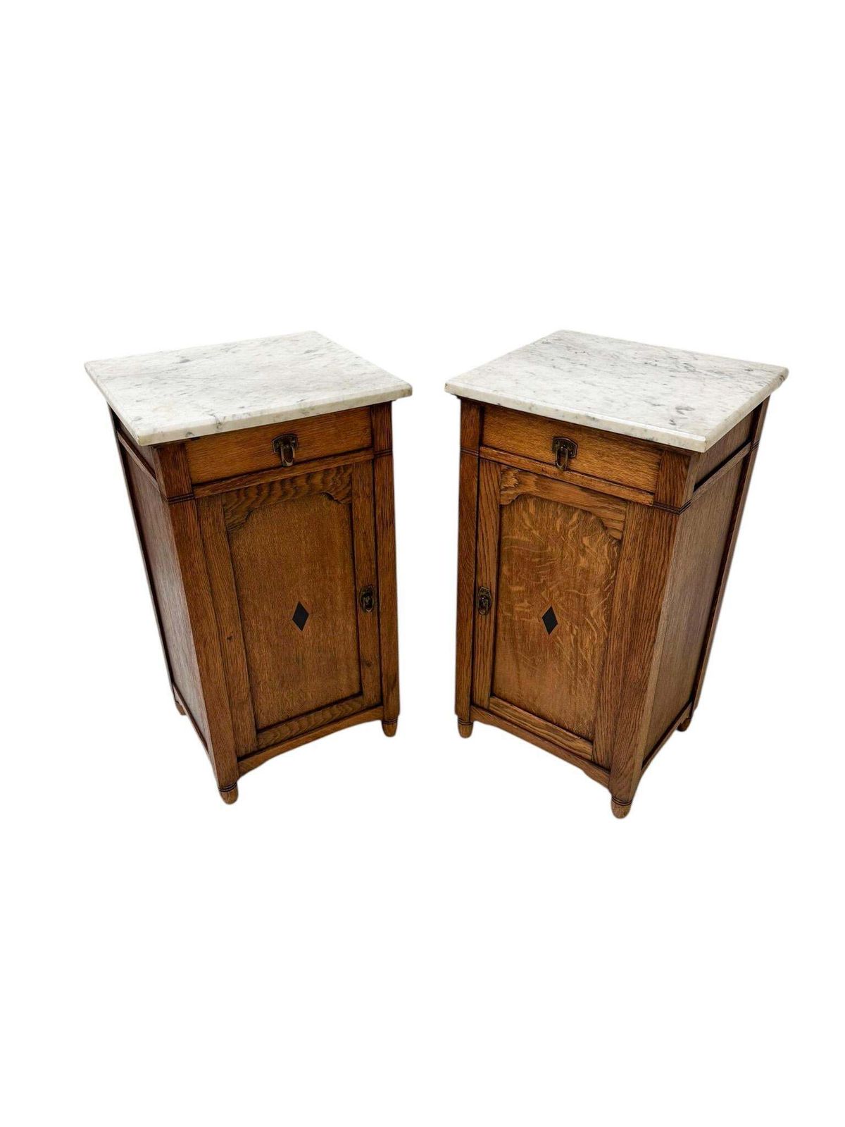 Two Arts & Crafts Art Nouveau Oak Nightstands Or Bedside Tables, 1900s photo vinterior