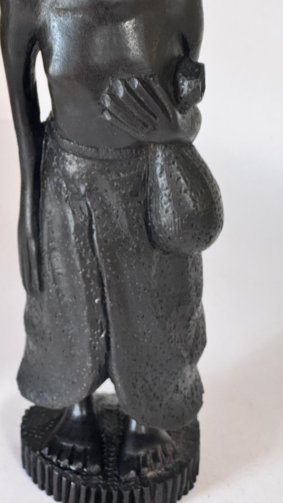 1950s French Wooden Female Sculpture – Expressive Carved Figure With Draped Skir photo vinterior