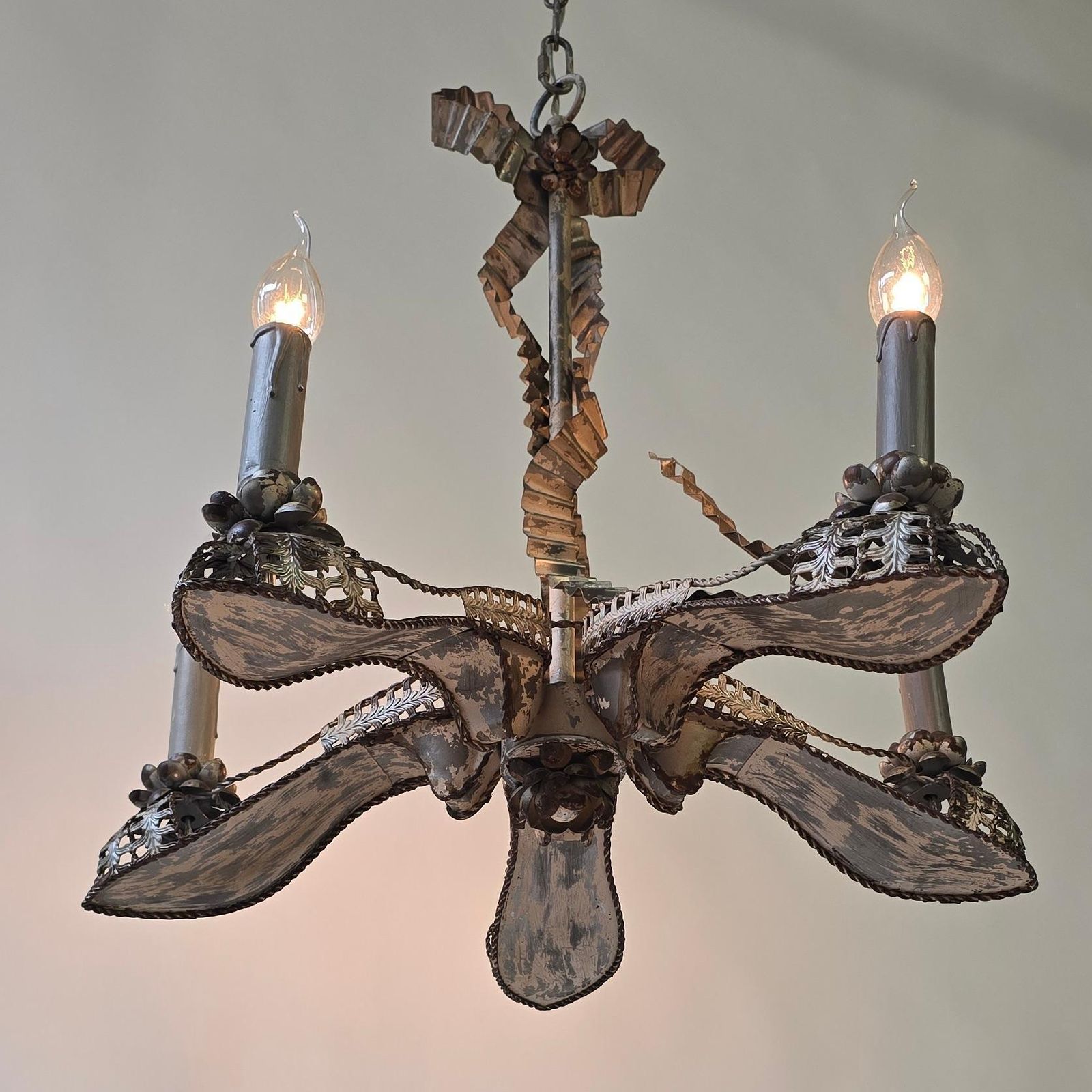 Rare Surrealist “High Heel Shoe” Tôle Chandelier, 5 Light, France, Ca. 1950s photo vinterior