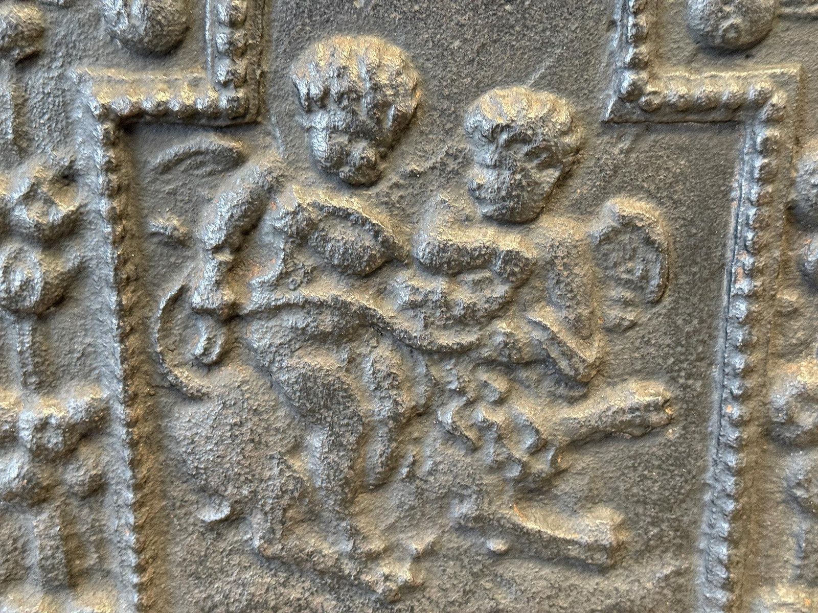 17th Century Dutch Louis XIV 'Cupids' Fireback photo vinterior