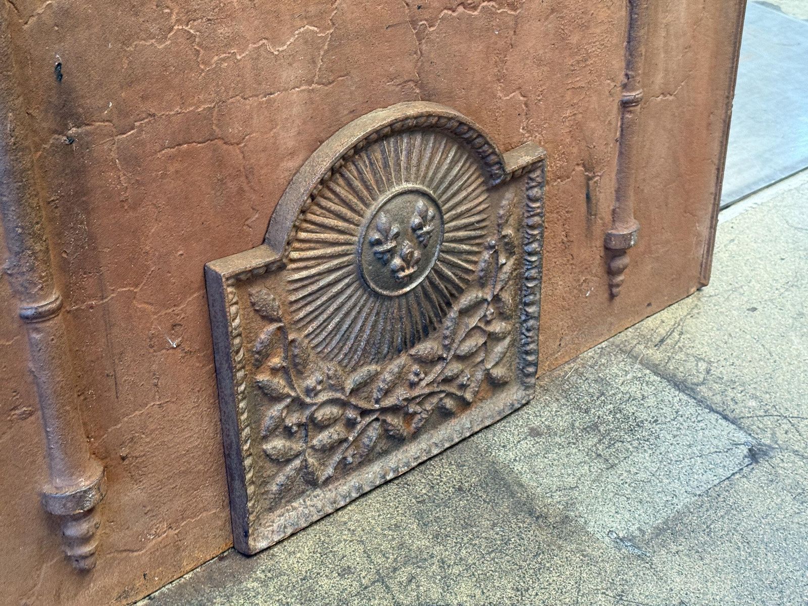 20th Century Louis XIV Style 'Arms Of France' Fireback / Backsplash photo Home Fixtures