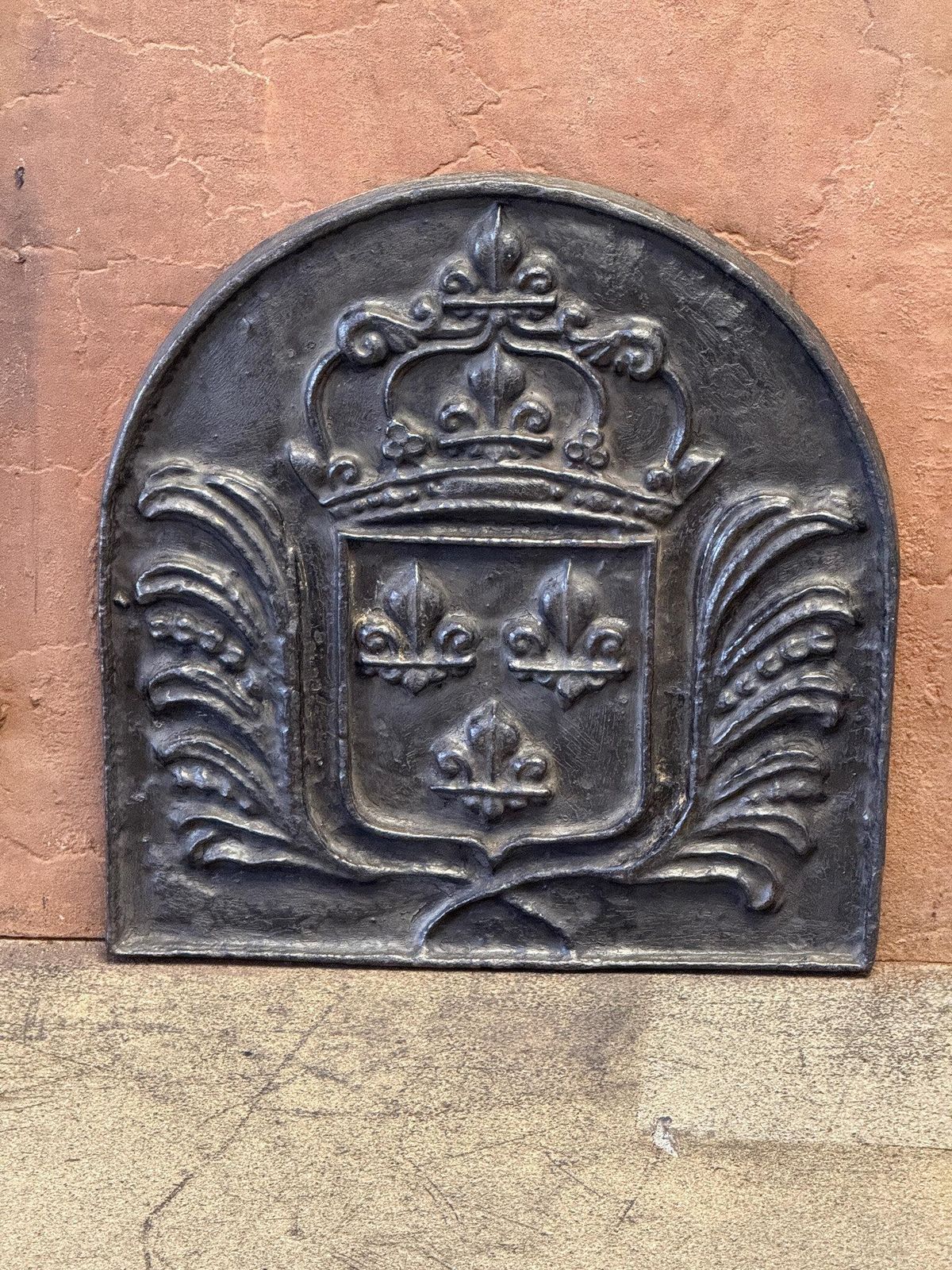 French Louis XV Style 'Arms Of France' Fireback / Backsplash, 20th Century photo Home Fixtures