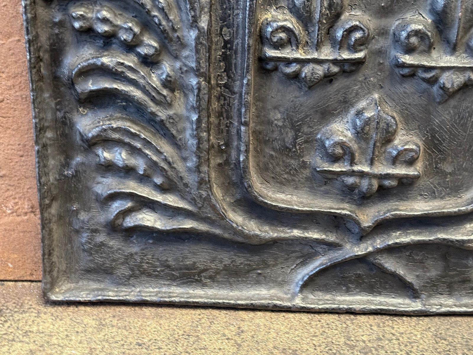 421.0 French Louis XV Style 'Arms Of France' Fireback / Backsplash, 20th Century photo