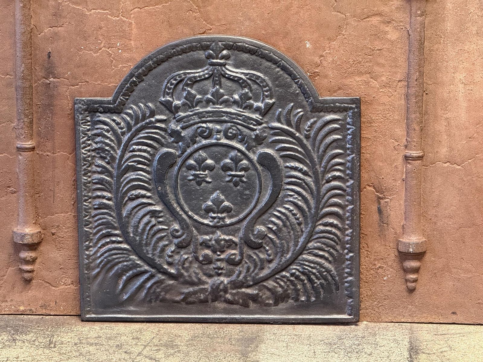 photo vinterior French Louis XV Style Arms Of France Fireback / Backsplash, 20th Century