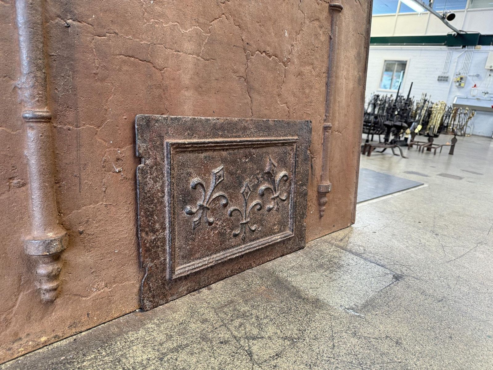 photo furniture French Louis XV 'Fleur De Lys' Fireback / Backsplash, 18th Century Period
