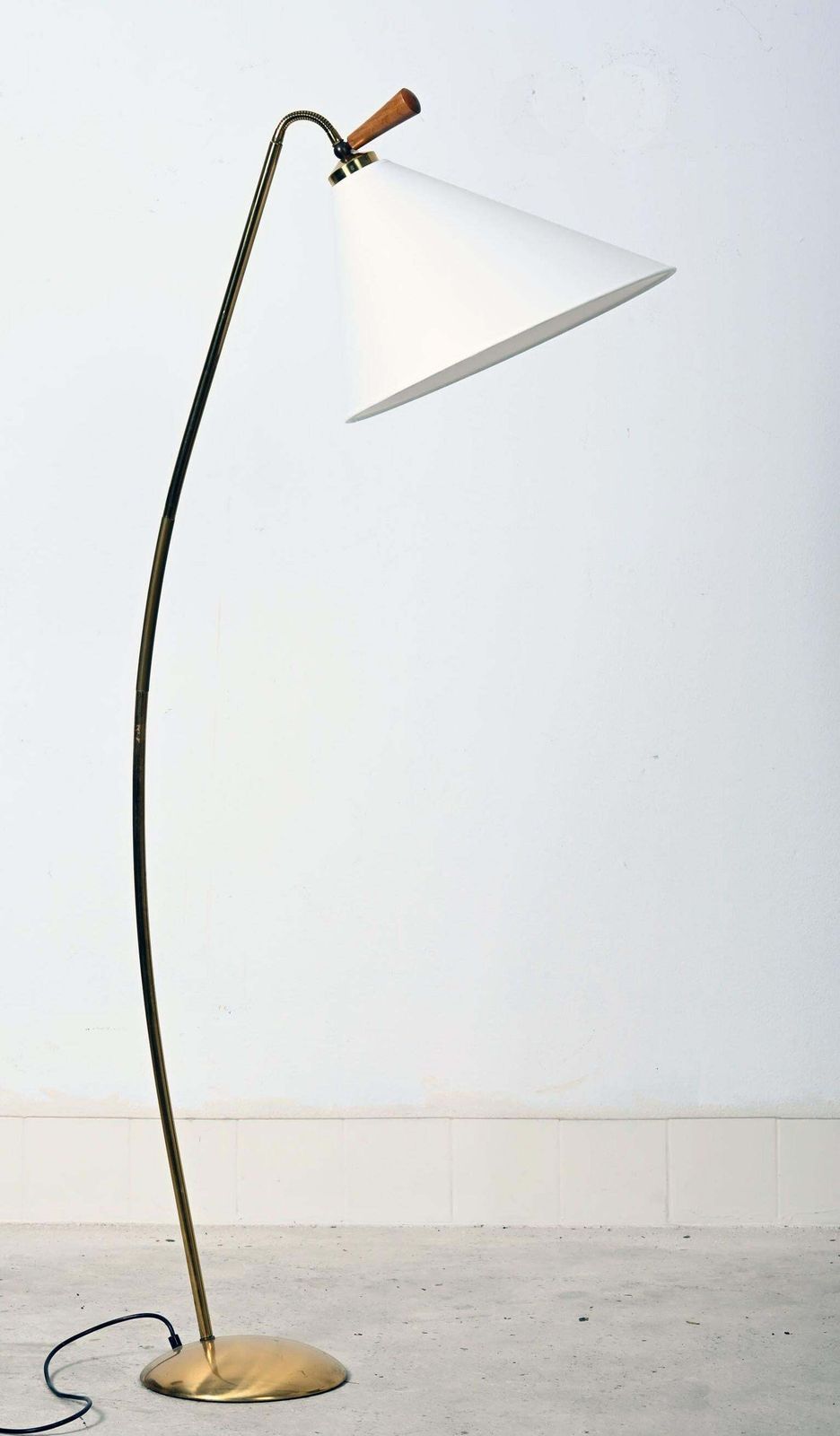 Mid Century Vloerlamp Van Rupert Nikoll photo for sale