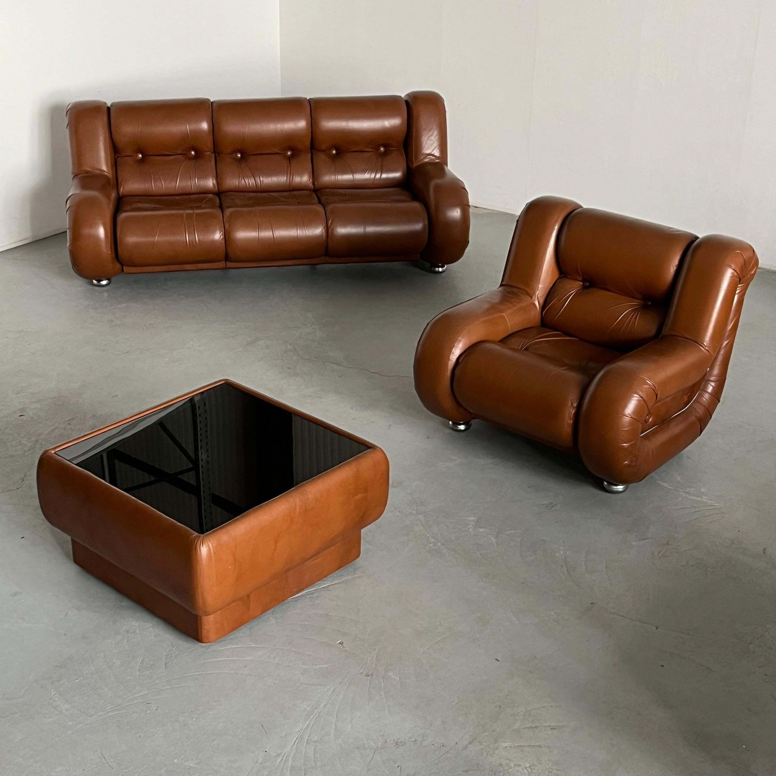 Italian Space Age Living Room Set In Cognac Leather And Chrome, 1970s Italy photo for sale