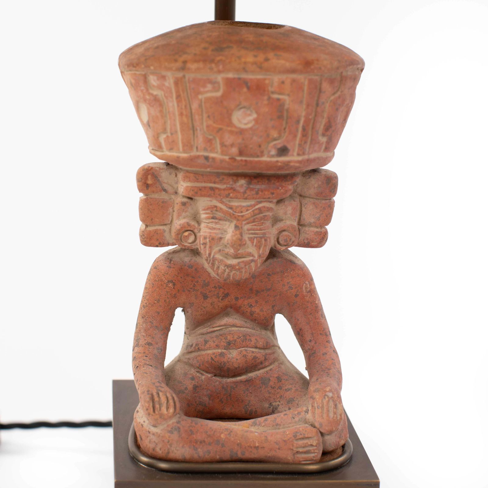 photo vintage Figural Terracotta Table Lamp Of A Sitting Priest With Brown Shade, Mexico 1930s
