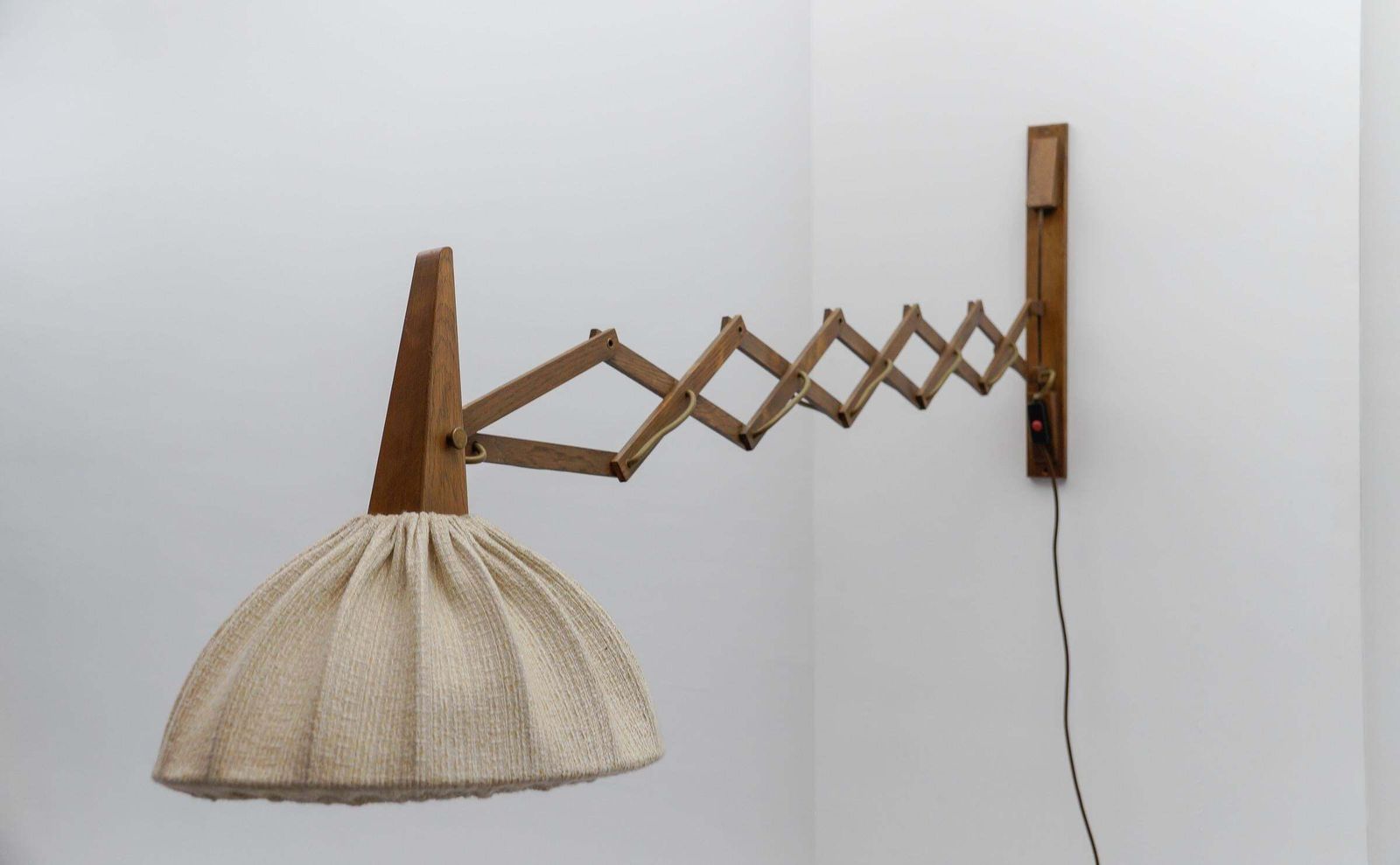 photo furniture Scandinavian Scissor Wall Lamp In Wood And Fabric, 1960s