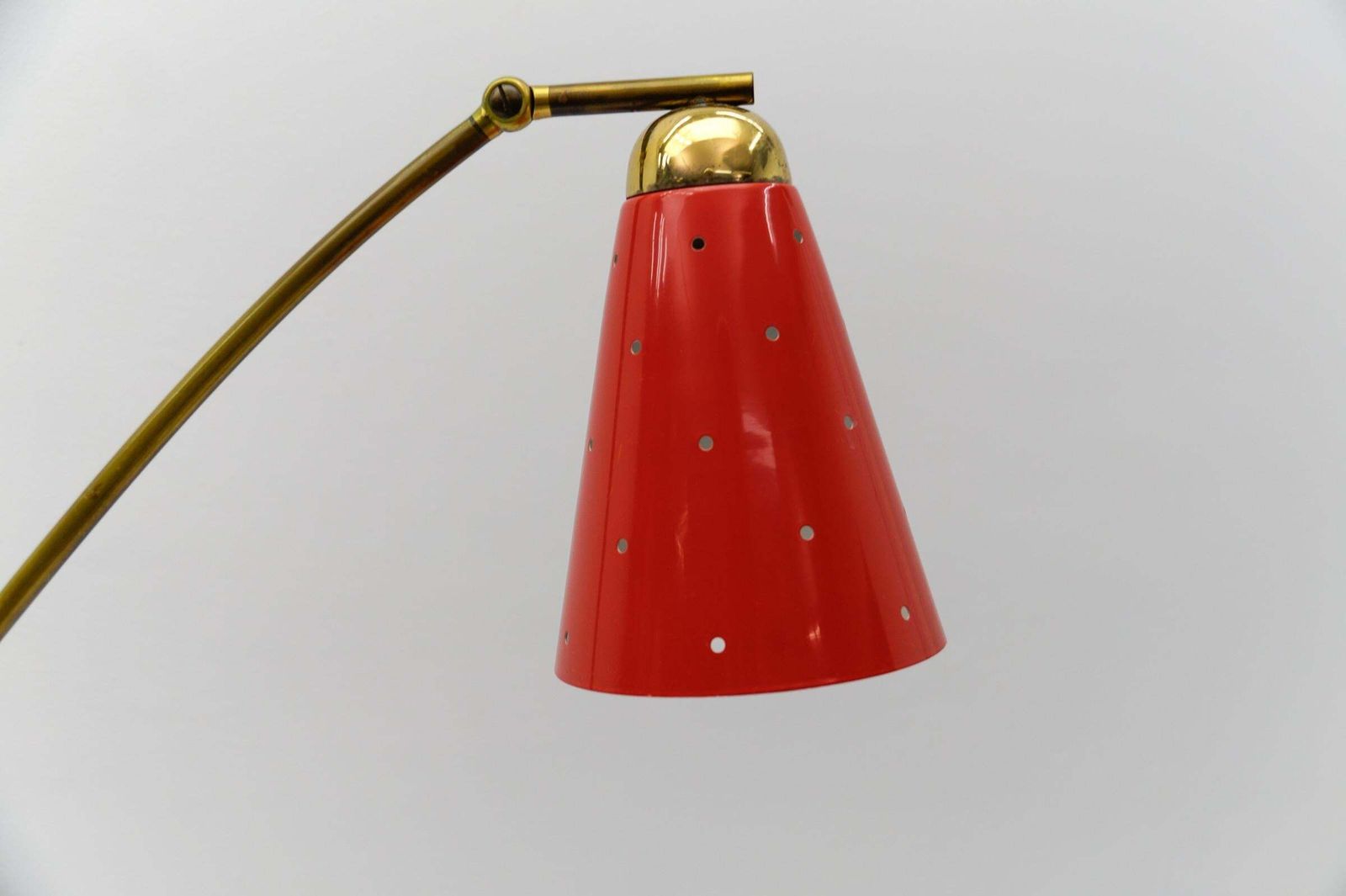photo vintage Awesome Double Mid Century Modern Brass & Perforated Metal Floor Lamp, 1950s