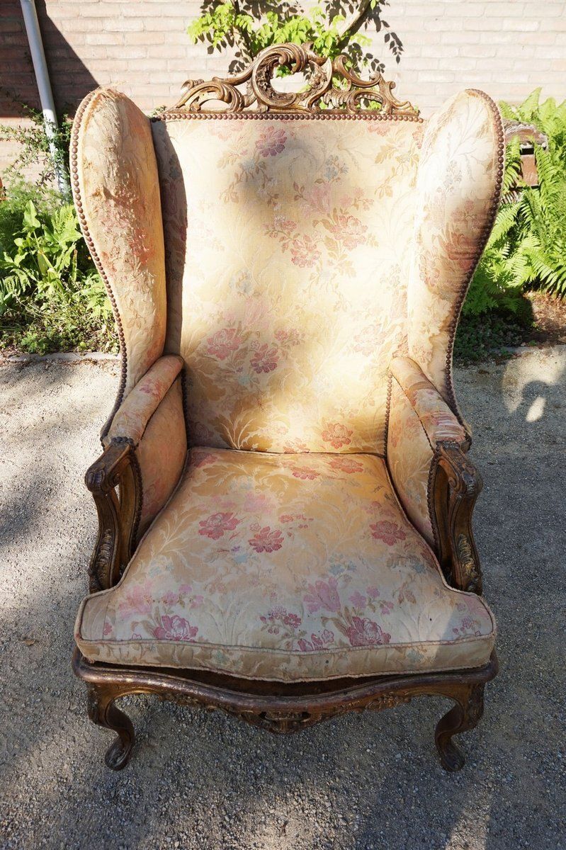 Early 18th Century Gilded Carved Oak Wooden Highback Armchair photo furniture