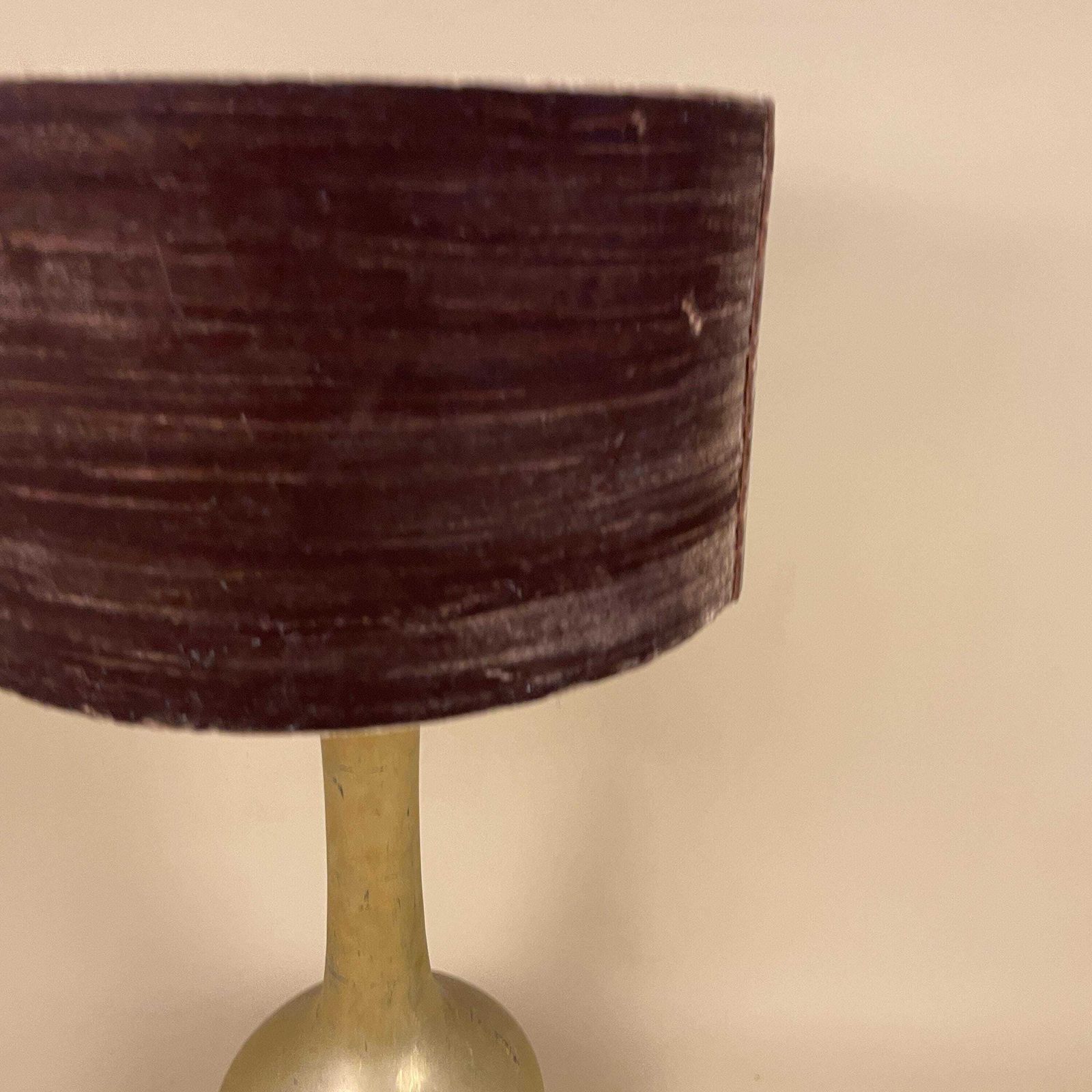photo vinterior Antique Gold Lamp Light Bedside Table Oriental Brown Velvet Shade Lampshade Ornate Vintage Medium Tall Pillar