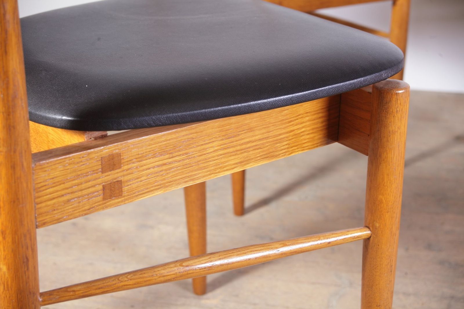 Mid Century Oak And Black Leather Dining Chairs From Uluv, Former Czechoslovakia, 1960s, Set Of 4 photo Furniture