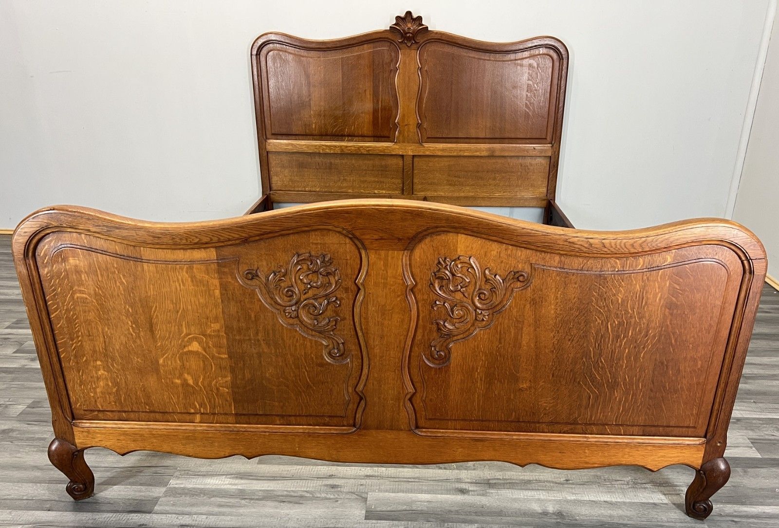 Bed Vintage French Louis Style Oak Double Bed Frame Carved Headboard Lot 4730 photo for sale