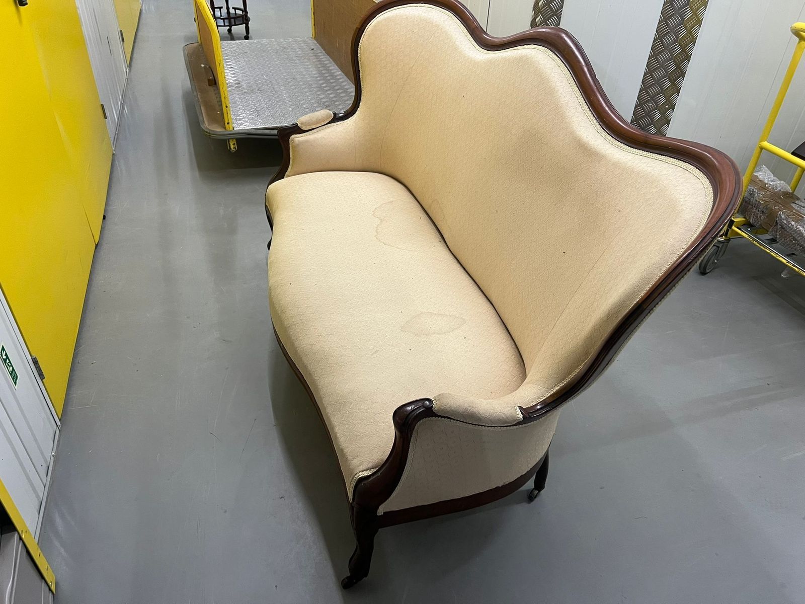 Victorian Sofa Textile Refarbished In Reasonable Good Condition Located In Tw11dg photo furniture