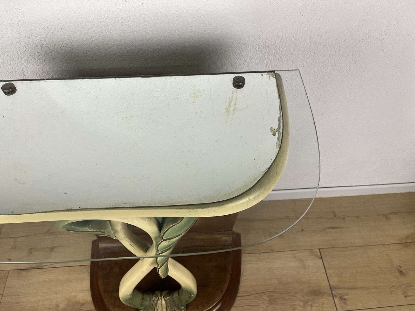 photo vinterior Vintage 1940s Wood And Glass Console Table With Leaves