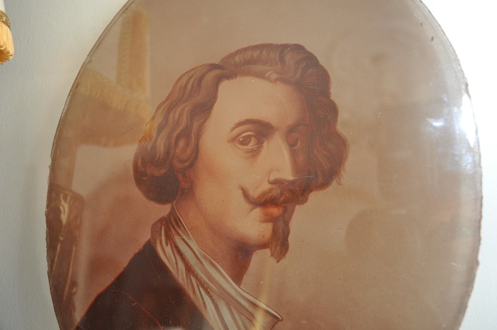 A Superb Antique C19th Reverse Glass Painted Portrait Of Sir Anthony Van Dyck photo vinterior