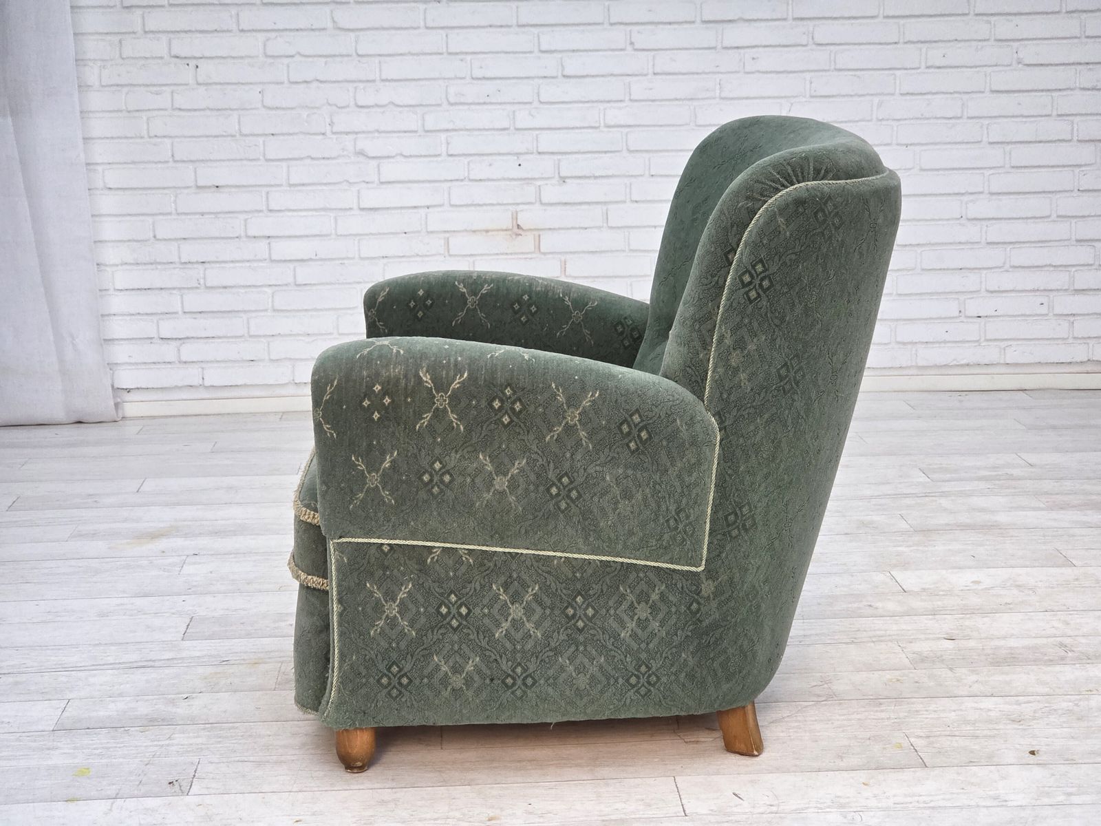 photo vinterior 1960s, Danish Armchair, Light Green Furniture Wool, Oak Wood Legs.