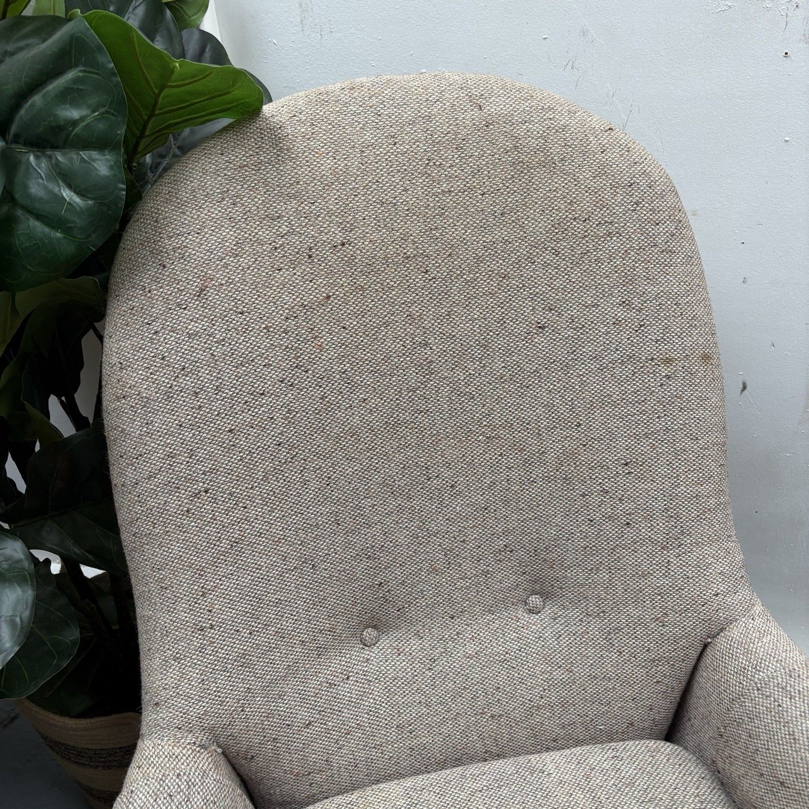 Mid Century Low & Deep Round Back Accent Oatmeal Tweed Upholstery Armchair photo 395.0