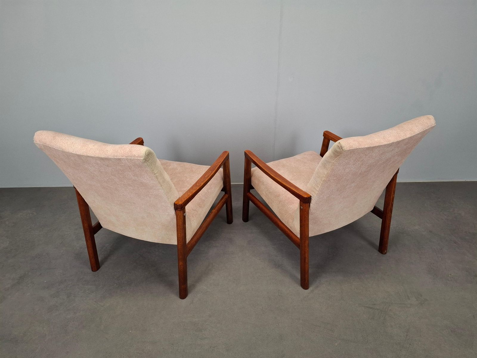 Pair Of Ton Mid Century Modern Armchairs, Czechoslovakia, 1970s photo vintage