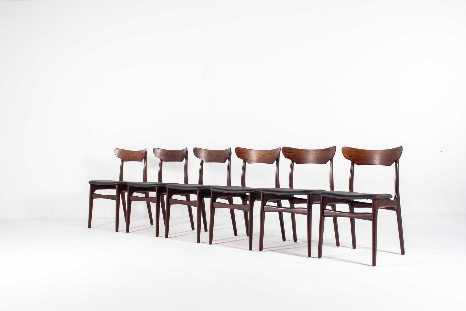 Set Of 6 Schiønning & Elgaard Rosewood Dining Chairs, Denmark, Newly Upholstered photo for sale