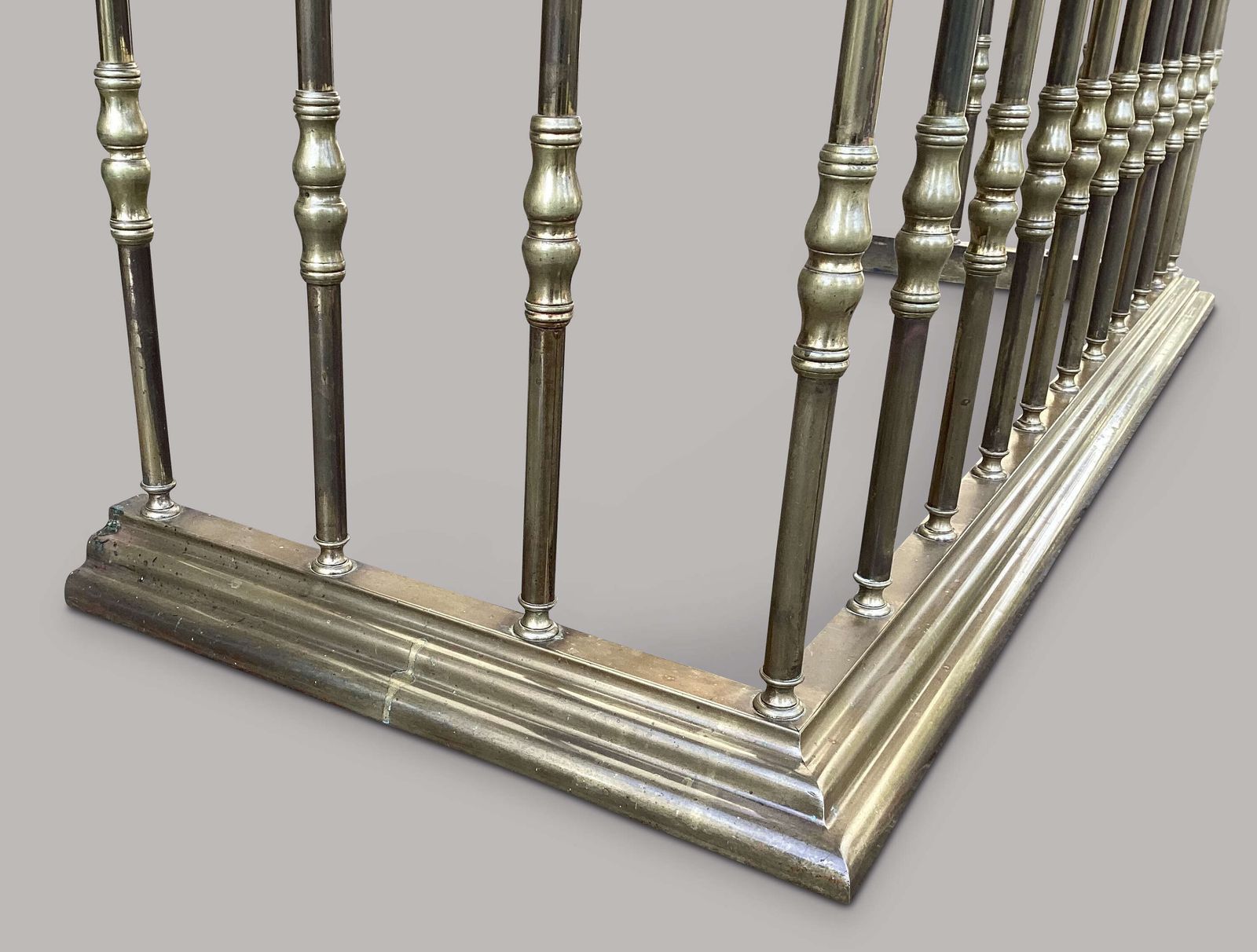 Good C19th Substantial Club Fender photo Home Fixtures