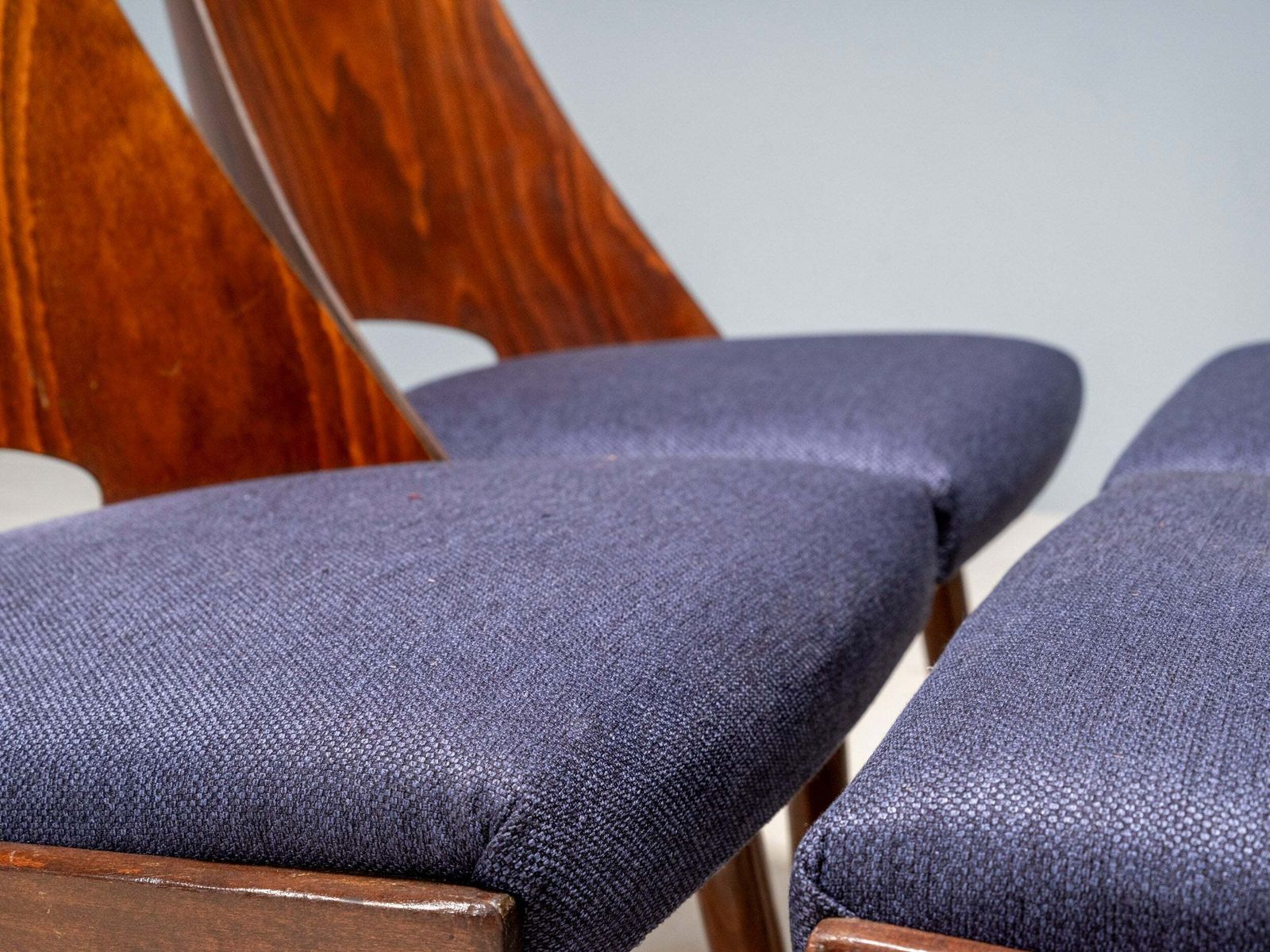 1577.0 Set Of 4 Ton 514 Chairs, Oswald Haerdtl, Czechoslovakia, 1950s photo