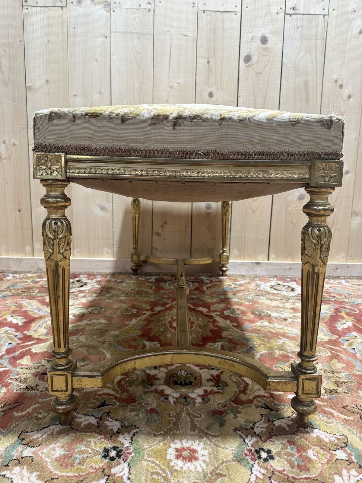 Banc   Banquette D'office De Style Louis XVI En Bois Doré photo buy