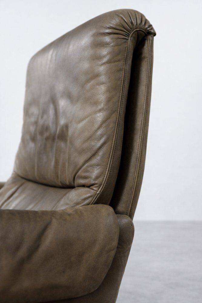 Mid Century Modern German Brown Leather Lounge Swivel Chair From Musterring, 1960s photo vinterior