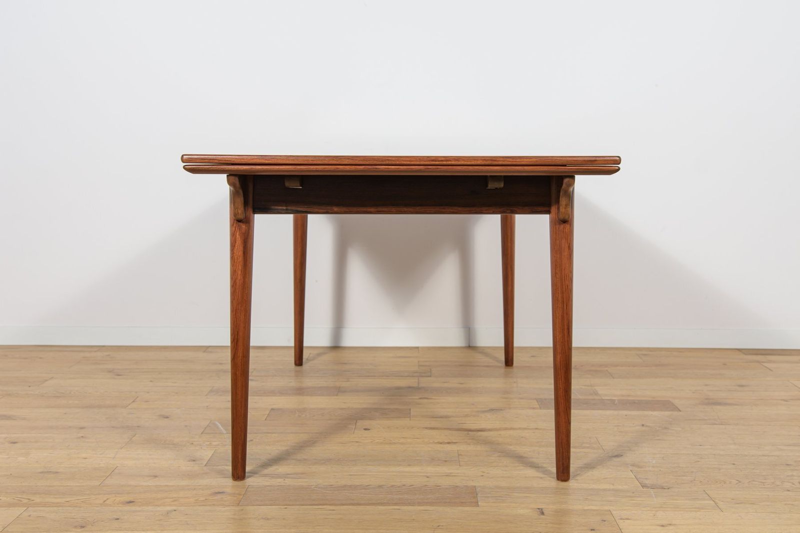 Mid Century Modern Rosewood Dining Table By Gunni Omann For Omann Jun, 1960s photo vinterior