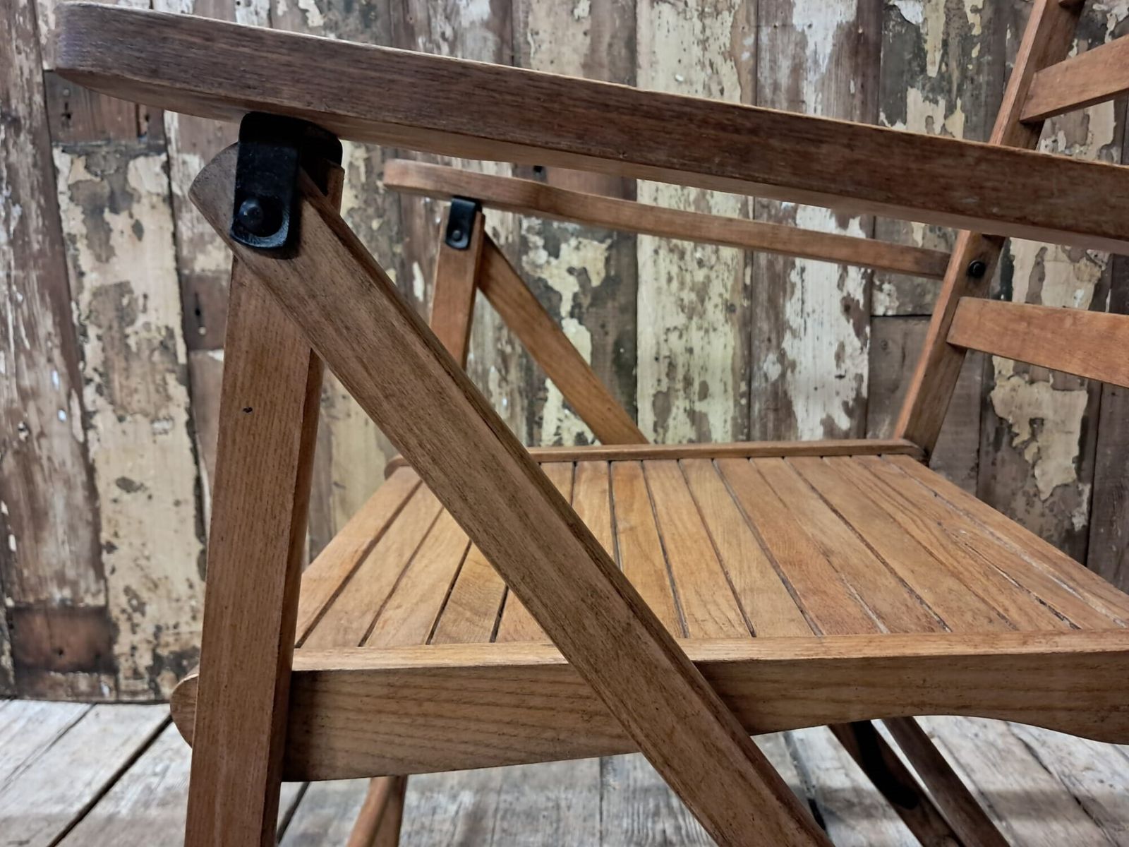 Wooden Folding Chair photo 225.0