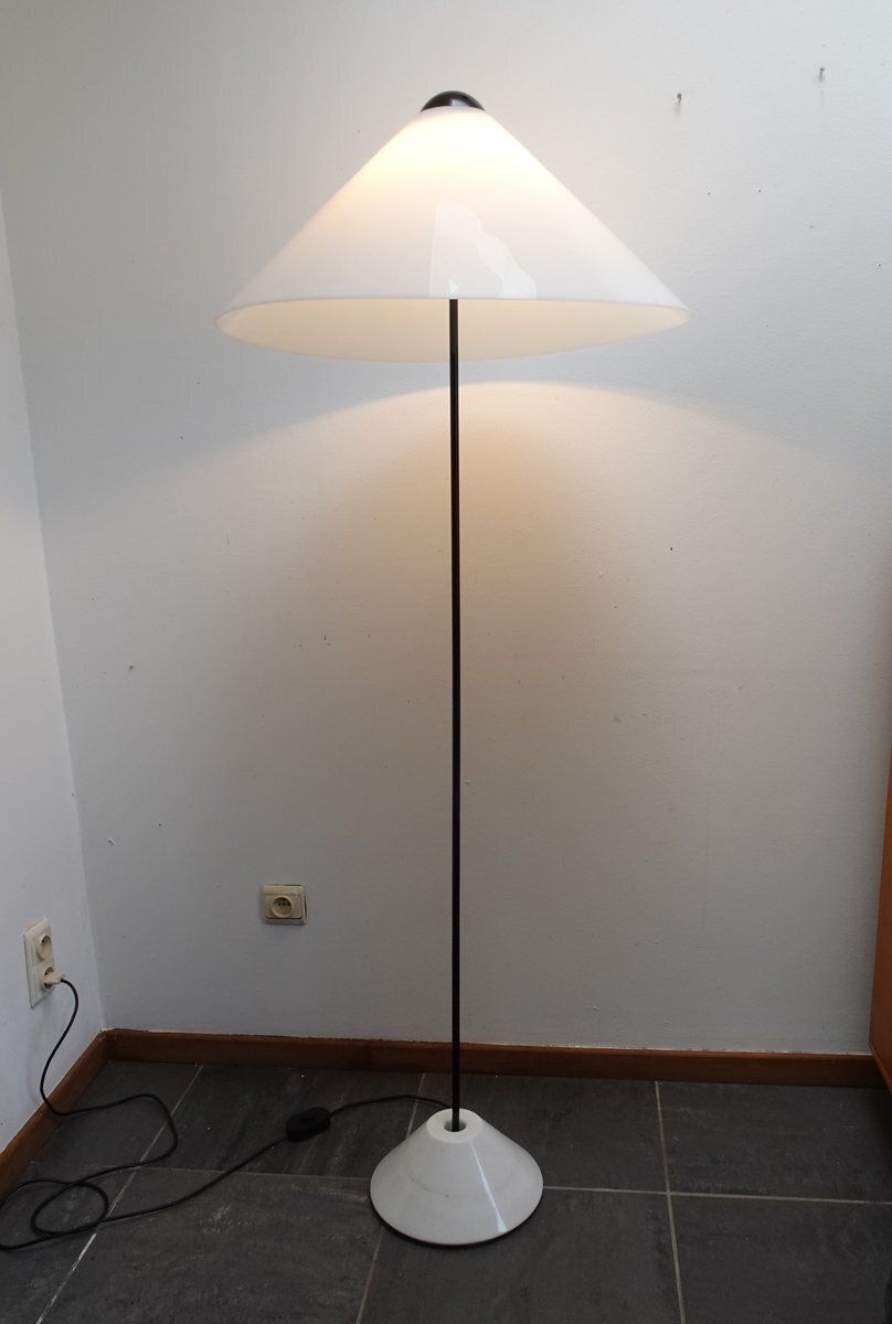 301/C O Luce Snow Floor Lamp By Vico Magistretti For Oluce, 1973 photo furniture