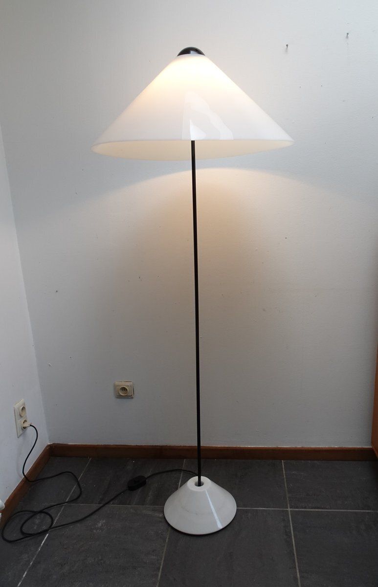 photo for sale 301/C O Luce Snow Floor Lamp By Vico Magistretti For Oluce, 1973