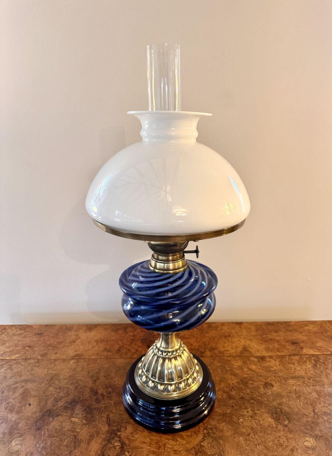 Lovely Quality Antique Oil Lamp photo furniture