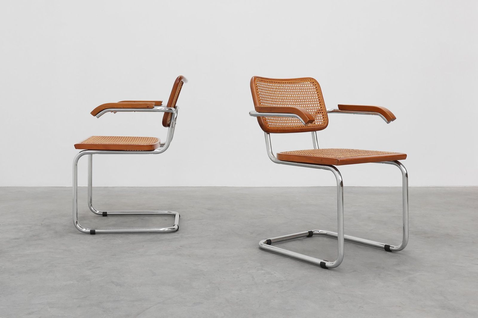 photo buy Bauhaus Armchair In Tubular Steel, Wood And Rattan, 1920