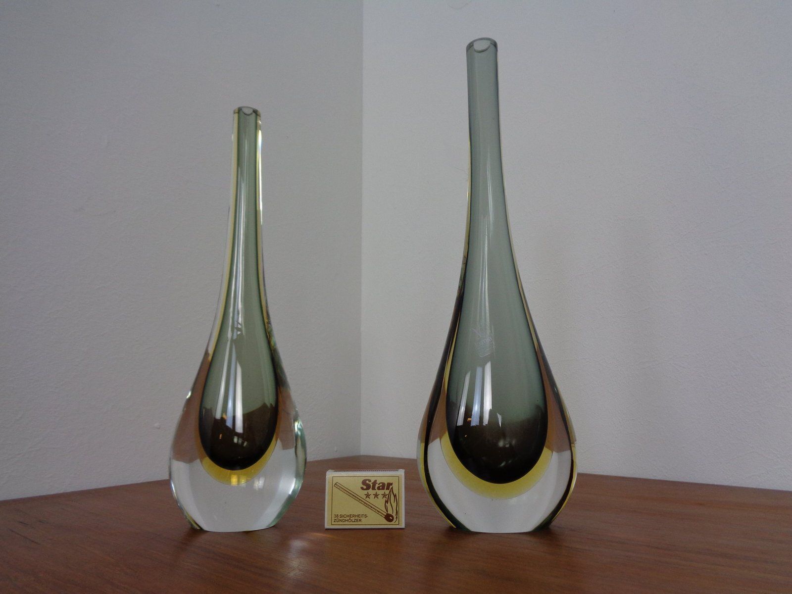 Murano Formia Glass Vases By Giuliani Mian For Fornace Mian, 1980s, Set Of 2 photo furniture