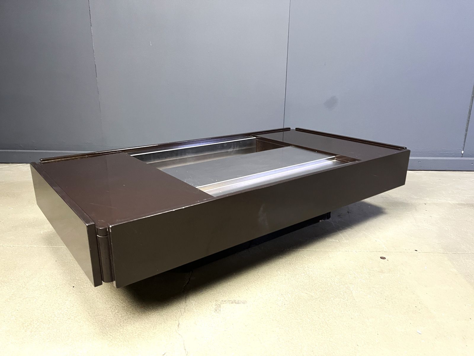 Vintage Lacquer Bar Coffee Table Made In Italy Attr To Mario Sabot/Willy Rizzo, 1970s photo 1750.0