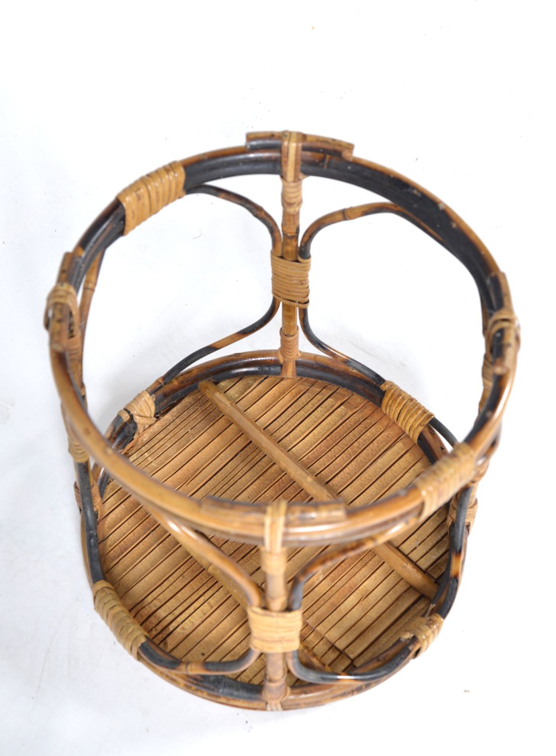 Furniture Midcentury Tortoishell Bamboo Wicker Side Table Planter Plant Stand Jardiniere Tiki photo
