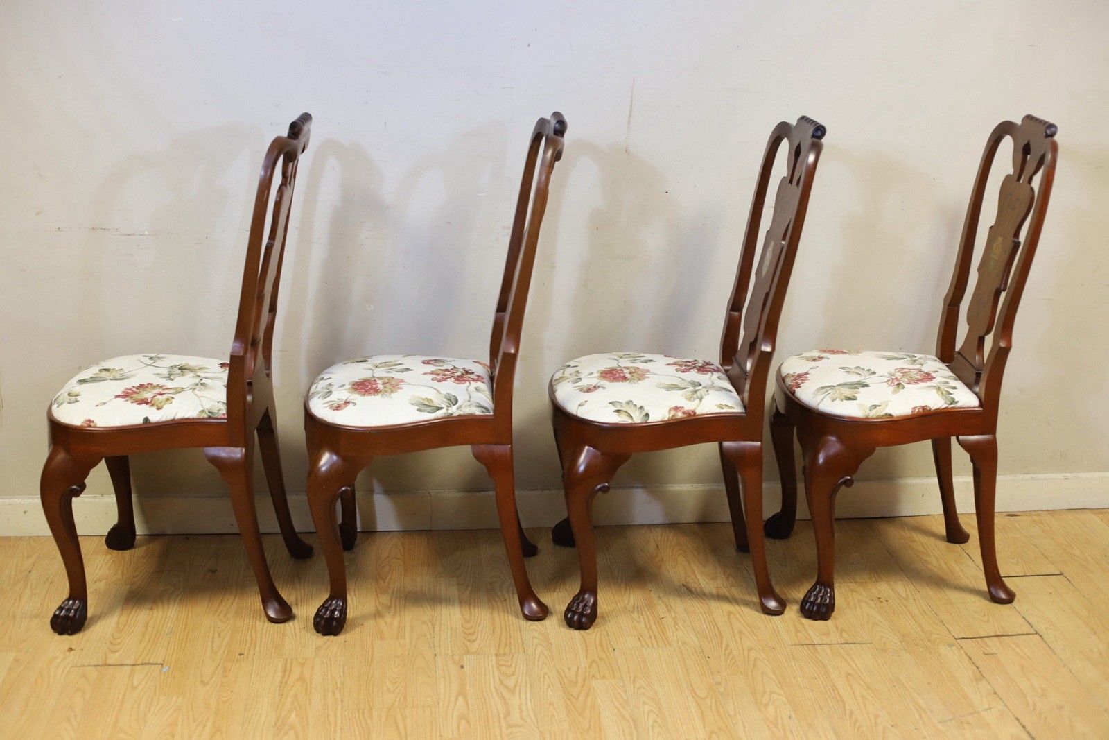 Thomas Messel , Stunning Set Of Ten Walnut Queen Anne Style Dinning Chairs photo buy