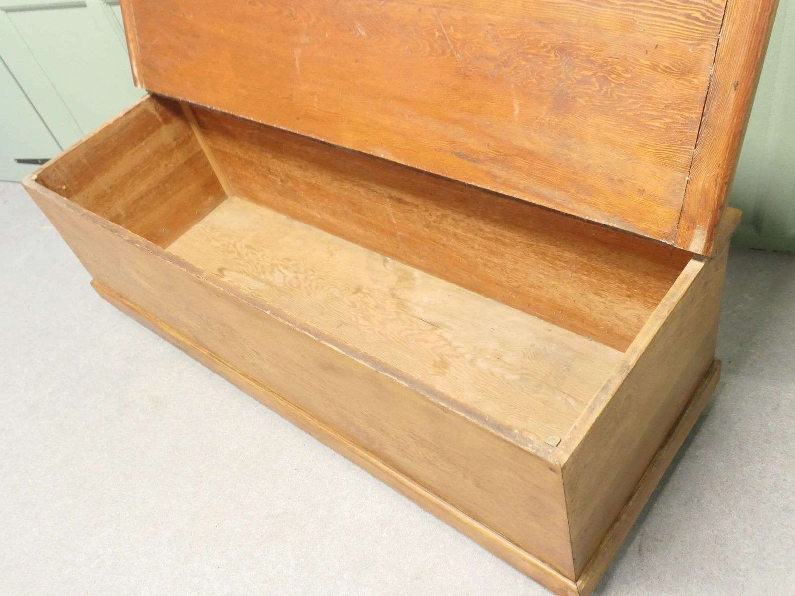 Long Narrow Victorian Pitch Pine Box photo vintage
