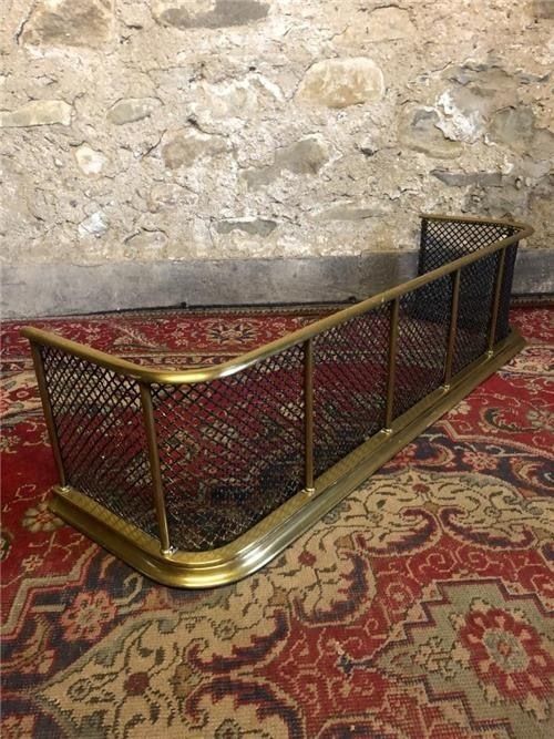 Victorian Brass Fire Fender. 0389 photo vinterior