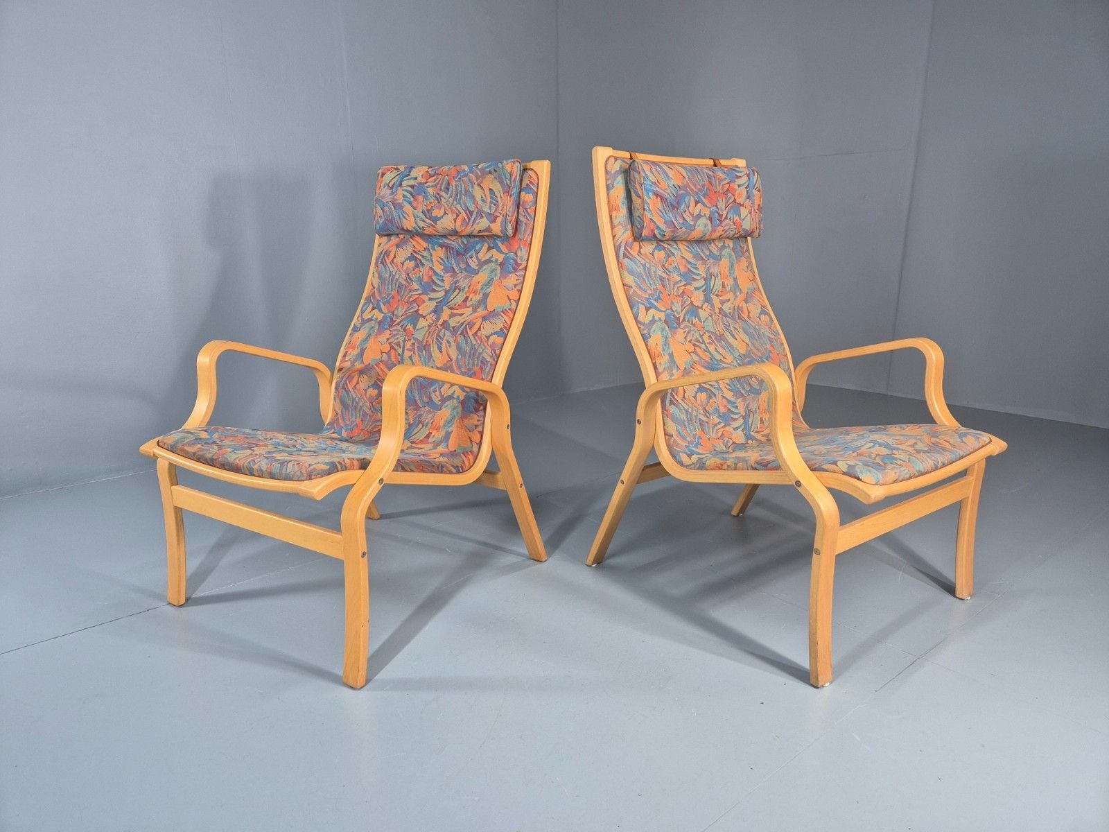 2 Vintage Bentwood Lounge Chairs Finn Ostergaard 1980s Retro Mcm Eb11338 Mben